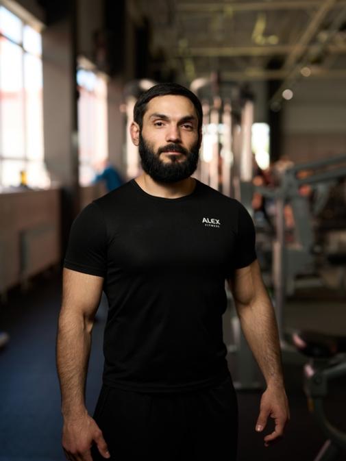 Погосян Карен