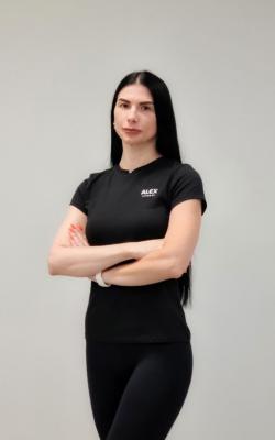 Инструктор групповых программ Курносова  Анна 