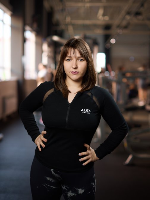 Попова  Анна