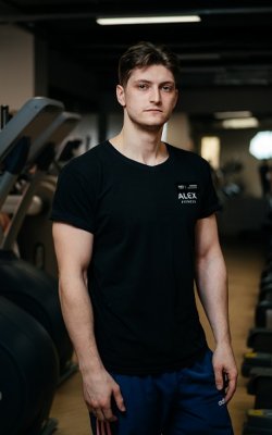 Ярослав Голубев<