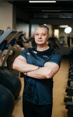 Персональный тренер Александр Савилов 
