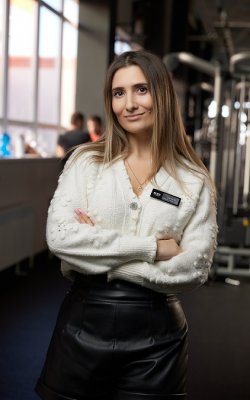Менеджер отдела продаж Зайцева Евгения